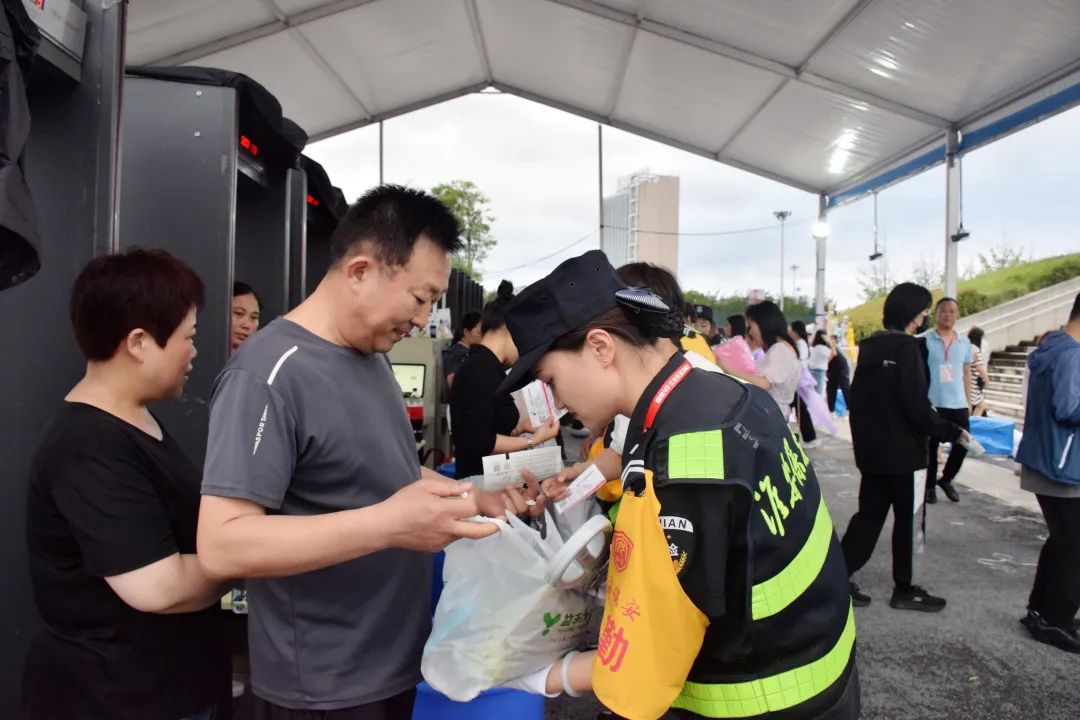 640 (1).jpg 640 (1).jpg