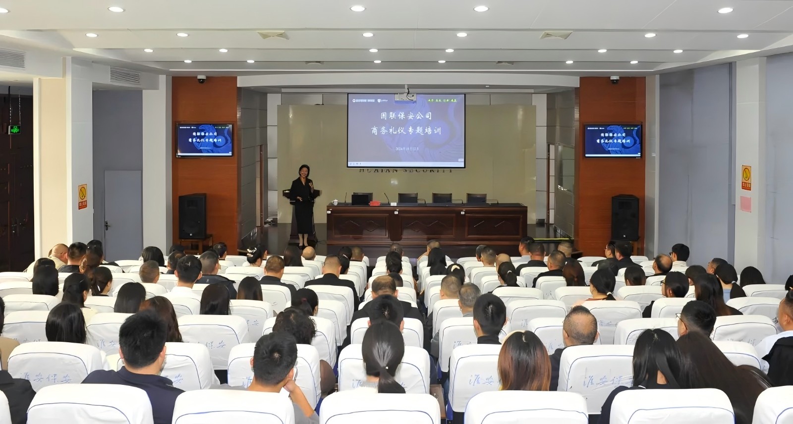 640(1).jpg 640(1).jpg